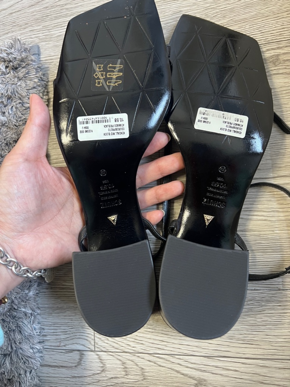 SCHUTZ NWOB Black Leather Kendall Mid Block Square-Toe Sandals - Picture 7 of 7